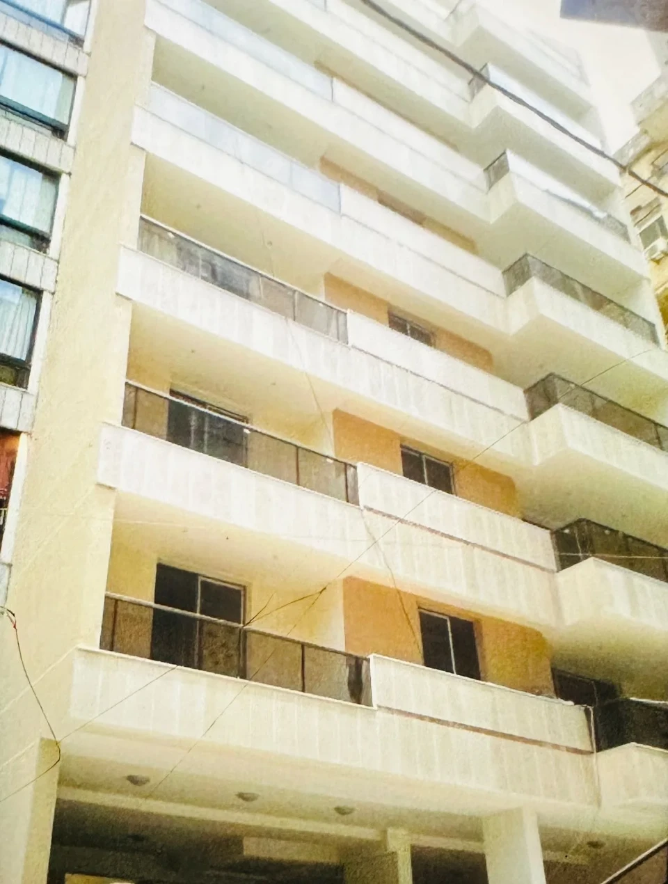 Apartment in Cornich el Mazraa for sale